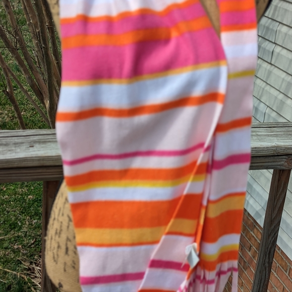 Old Navy colorful, fringed winter scarf - Picture 5 of 5